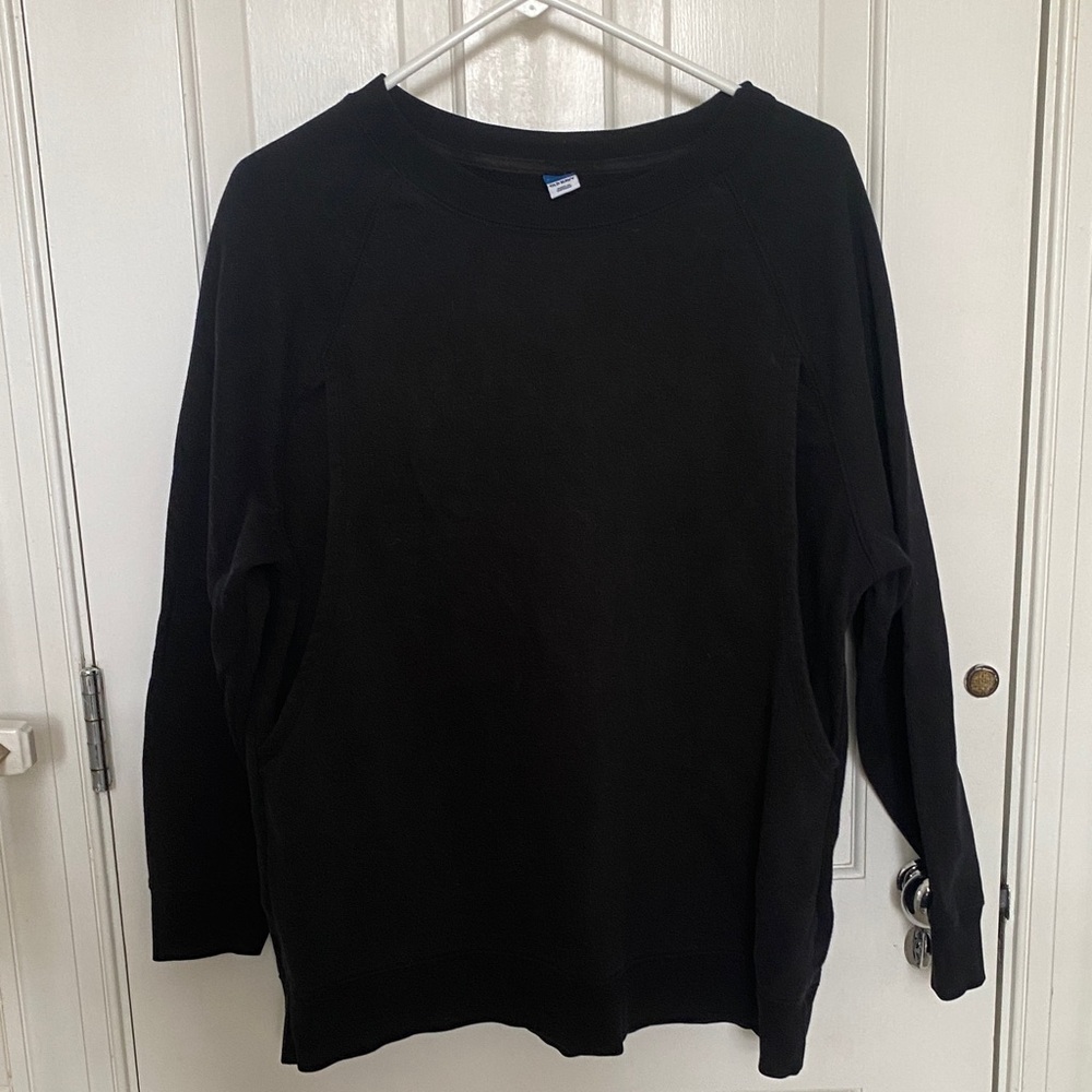 Old Navy Maternity Black Crew Neck Sweater